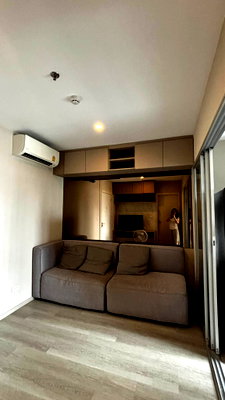 คอนโดให้เช่า : Elio สาทร-วุฒากาศ (Elio Sathorn-Wutthakat) วิวสระ+วิวเมือง 