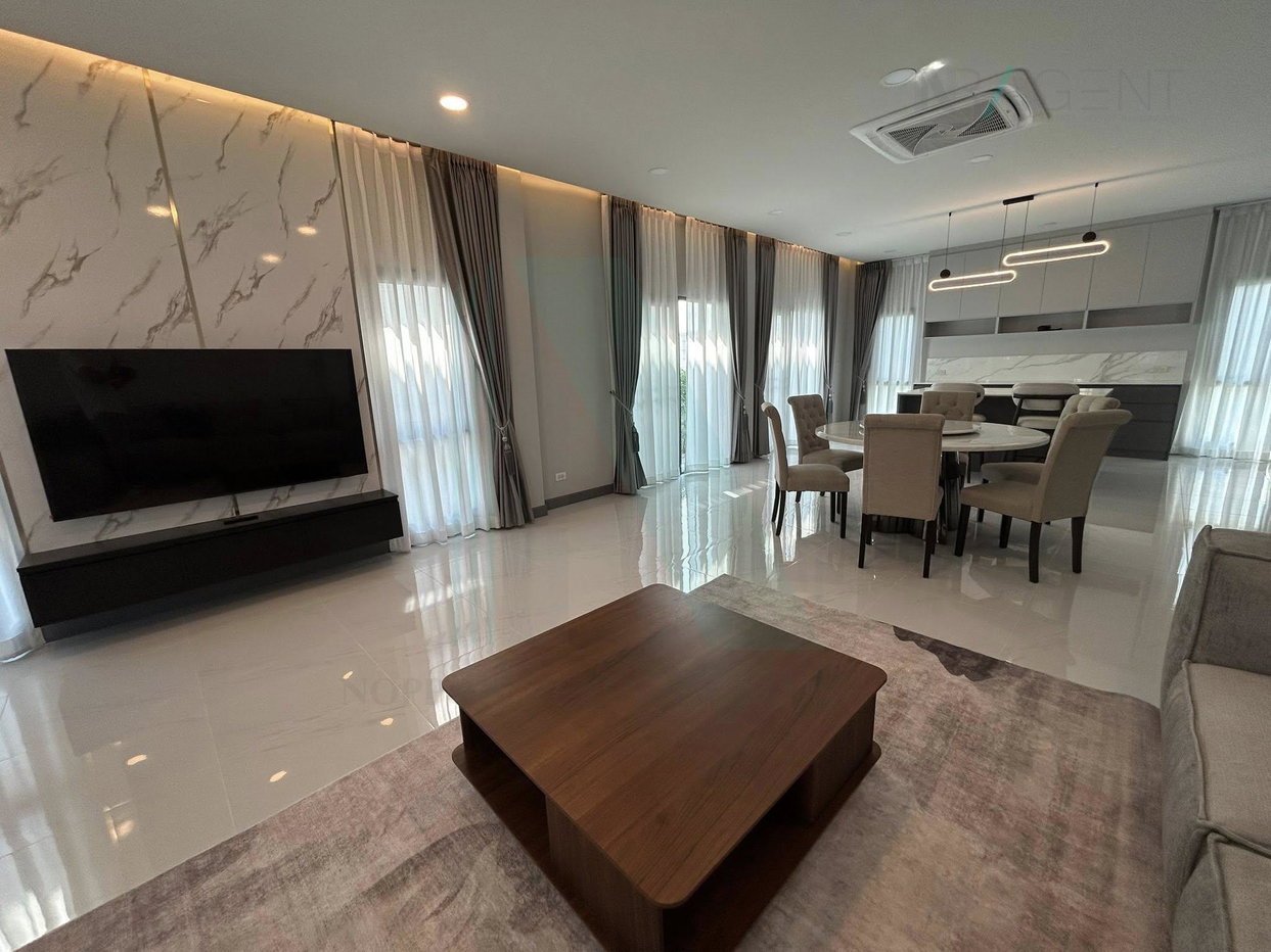 รูป 📌 ให้เช่าบ้านเดี่ยว 2 ชั้น เดอะ ซิตี้ บางนา 5 ห้องนอน 6 ห้องน้ำ - รูปที่ 2/8