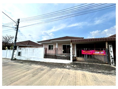 บ้านเดี่ยว ม.นานาชาติแสตมฟอร์ด หัวหิน : ที่ดินพร้อมสิ่งปลูกสร้าง 42.2 ตร.วา โครงการลาวัลเล่วิลล์ หัวหิน ประจวบคีรีขันธ์ 1.5M