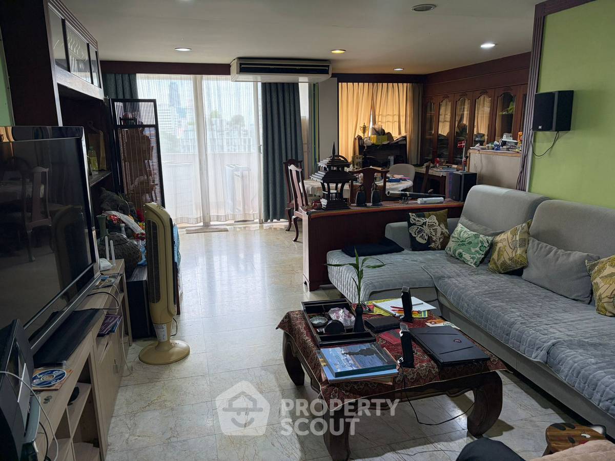 รูป ขายคอนโด 2 ห้องนอน D.S. Tower 2 Sukhumvit 39 ใกล้ MRT สุขุมวิท (ID 3356461) - รูปที่ 6/23