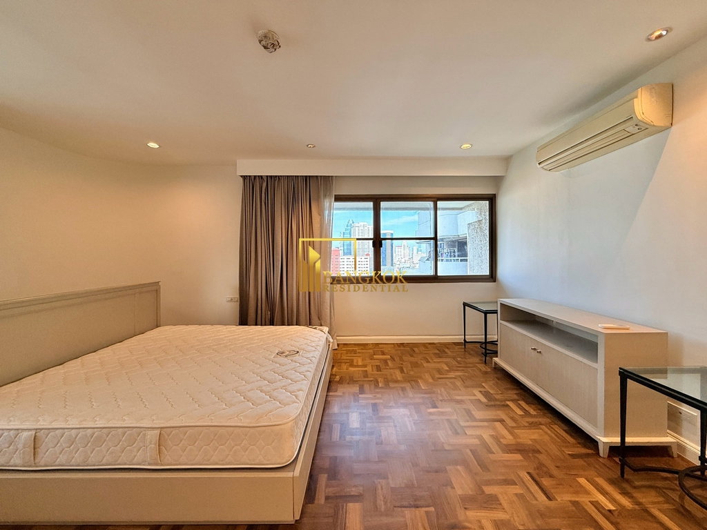 รูป Tower Park | Expansive 3 Bedroom Residence in Sukhumvit soi 3 - BR4052CD - รูปที่ 12/45