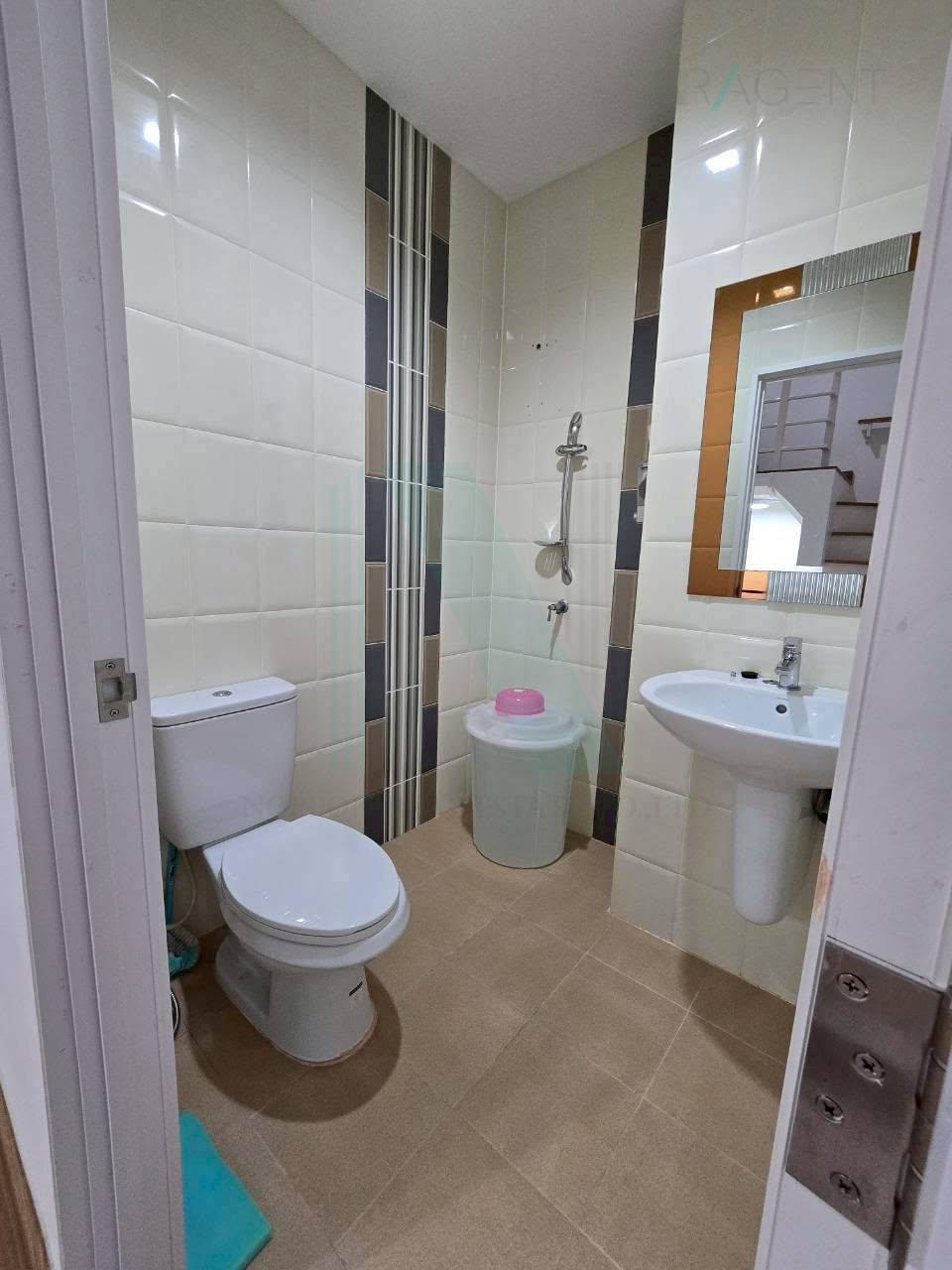 4-bed townhouse for sale, 110 sqm, 22 sq wah, Golden Town 2 Bangna - Suanluang
