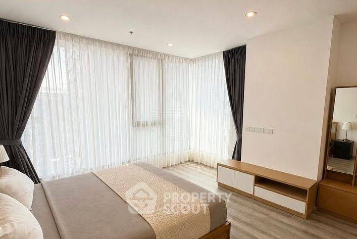 picture Well-Priced 2-BR At Ideo Mobi Sukhumvit 66, 26th-Floor (ID 2887428) - 5/16