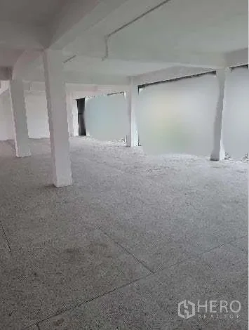 picture For rent Office Space 431 sqm in Phra Khanong, Khlong Toei, Bangkok BTS Phra Khanong - 2/2