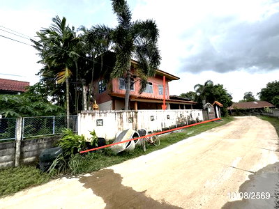 Houses for sale : HOME 110 Sq.w. Hua Taphan Amnat Charoen for 2M