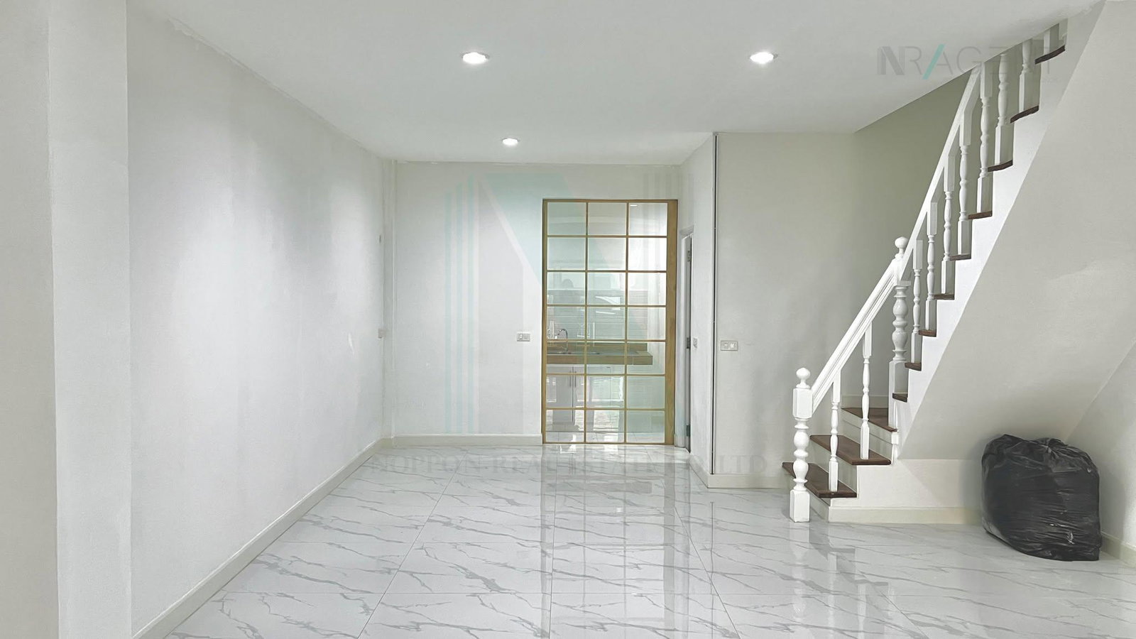 3-bed townhouse for sale, 100 sqm, 19.5 sq wah, Suanthong Villa 5