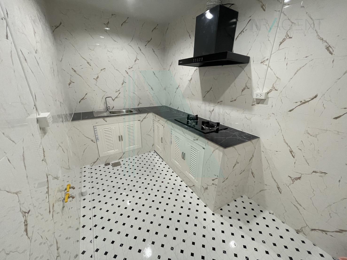 3-bed townhouse for sale, 140 sqm, 21 sq wah, The Connect Suksawat 26