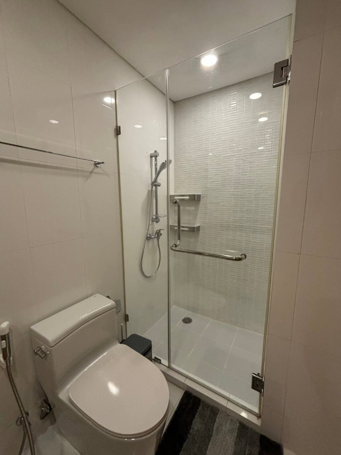 picture FOR RENT | Fullerton Sukhumvit ✨🐱🐶
🏙️ Luxury 2-Bedroom Residence | Spacious 105 sq.m. - 23/25