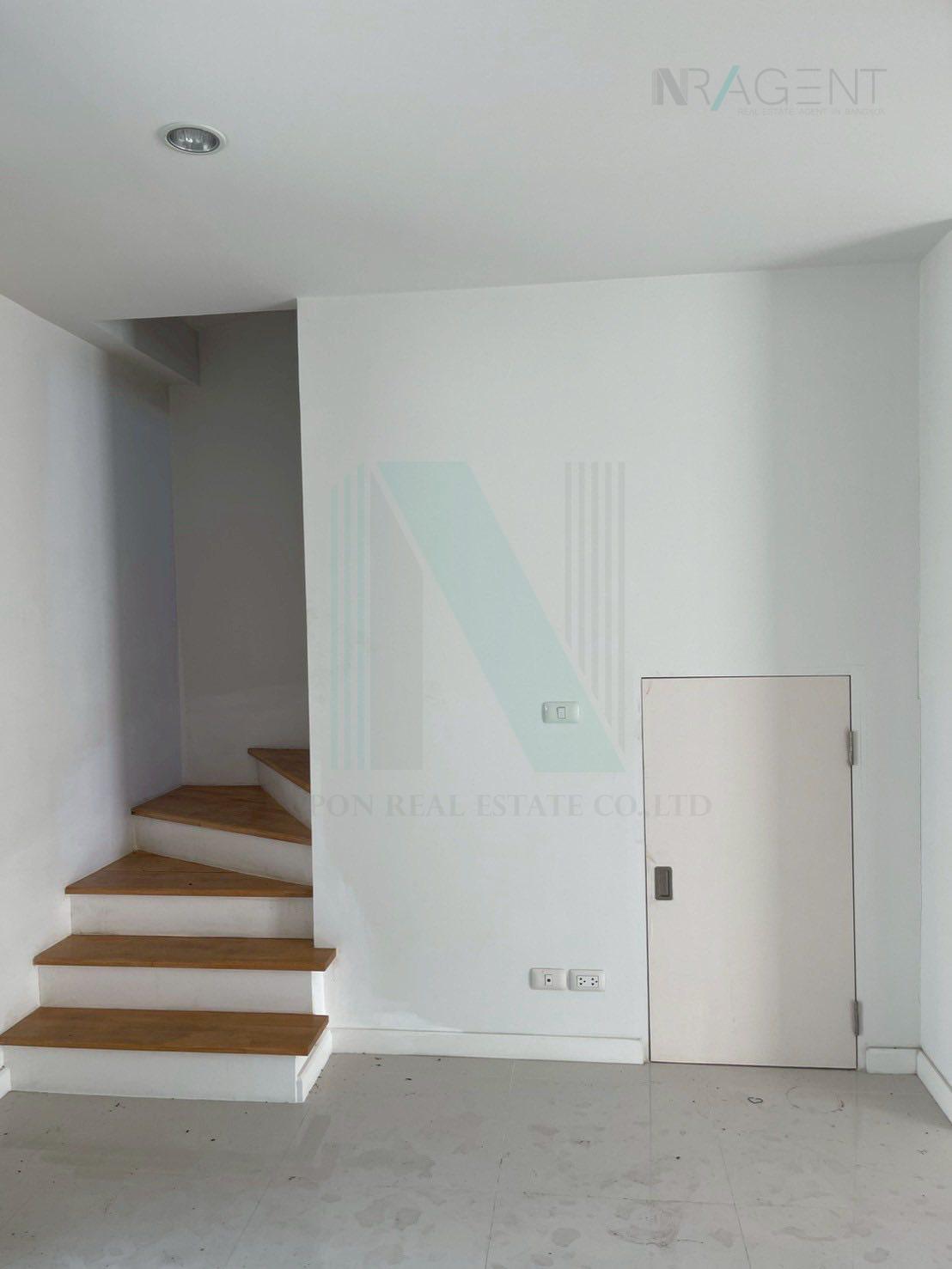 3-bed townhouse for sale, 155 sqm, 19 sq wah, Patio Phatthanakan 38