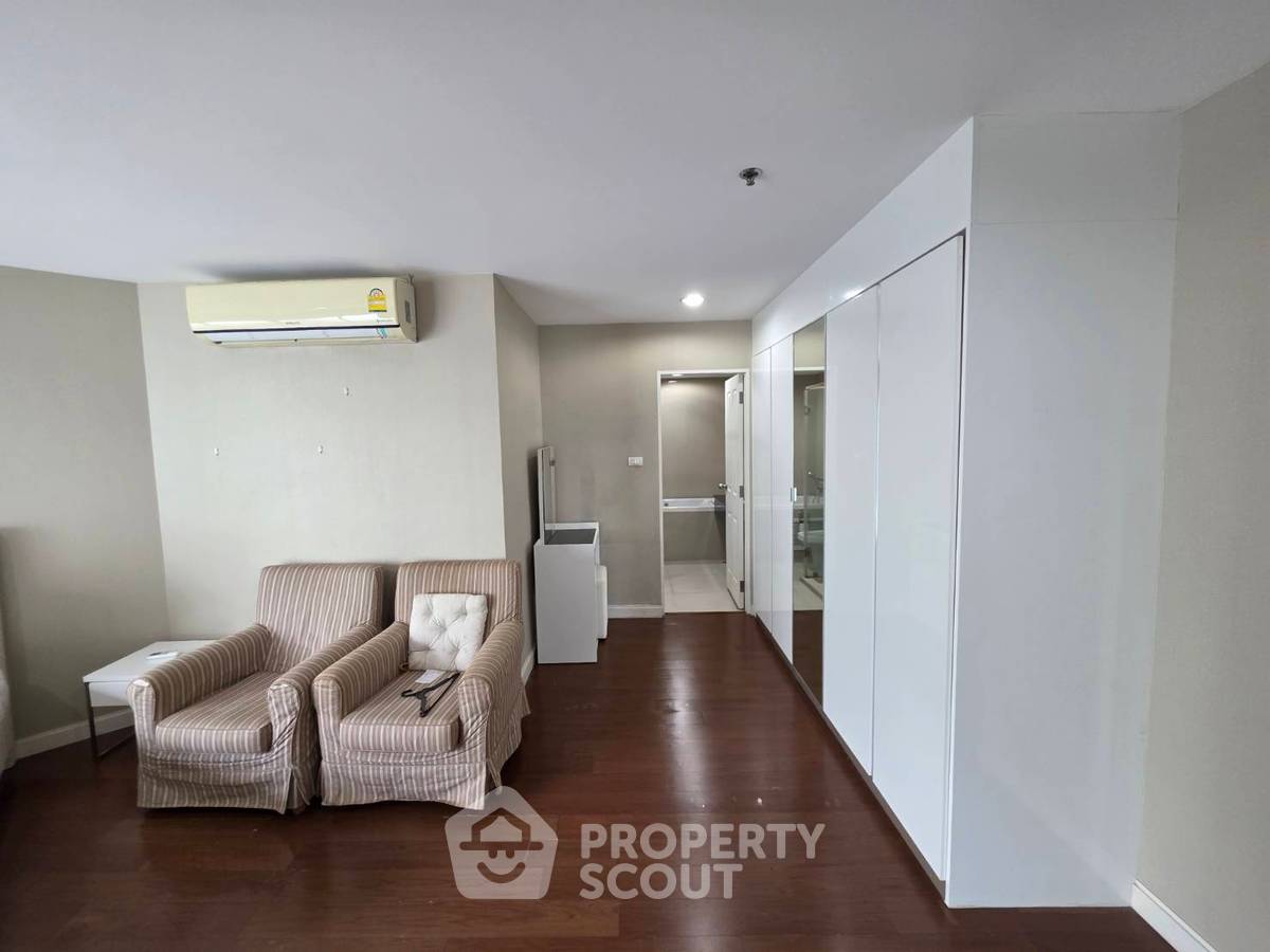picture 5-BR Condo at Belle Grand Rama 9 near MRT Phra Ram 9 (ID 2390207) - 12/17