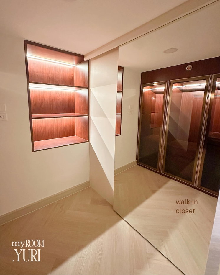 รูป เจ้าของปล่อยเอง Knightsbridge space รัชโยธิน  1 ห้องนอน 1 ห้องอเนกประสงค์ 1 ห้องนั่งเล่น 1 ห้องน้ำ walk-in closet 6 ตู้ ราคาต่อรองได้ - รูปที่ 16/17