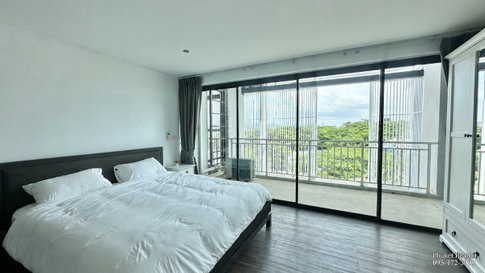 Pet-Friendly Duplex for Rent in Boat Avenue | High Ceilings & Private Balcony