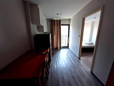 Condos for rent : For Rent - Rich Park Triple Station Srinakarin