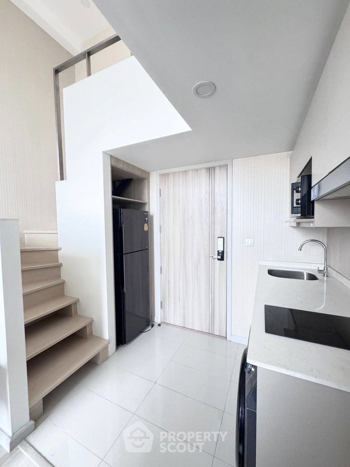 picture 39th-Floor 1-BR At Knightsbridge Prime Sathorn Near BTS Saint Louis (ID 3356516) - 7/11