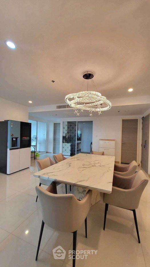 picture Spacious 2-BR 156 Sqm At Supalai Riva Grande, Phra Ram 3 (ID 3356391) - 4/19