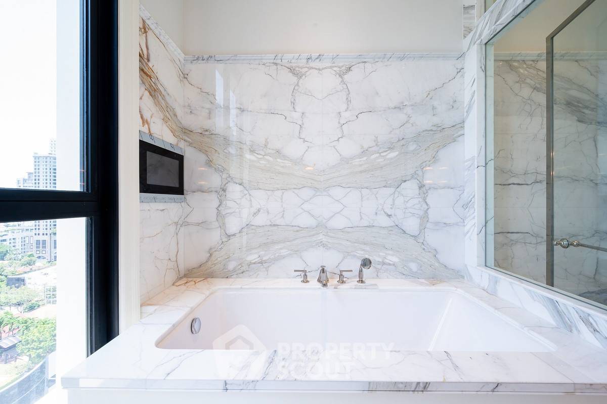 picture 2-BR Condo at 98 Wireless near BTS Phloen Chit (ID 3356470) - 21/28