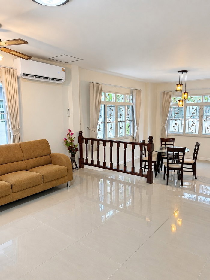 รูป 🏡✨ ให้เช่าบ้านเดี่ยว 2 ชั้น รีโนเวทใหม่ | กฤษดานคร ปิ่นเกล้า–พุทธมณฑลสาย 2 - รูปที่ 2/16
