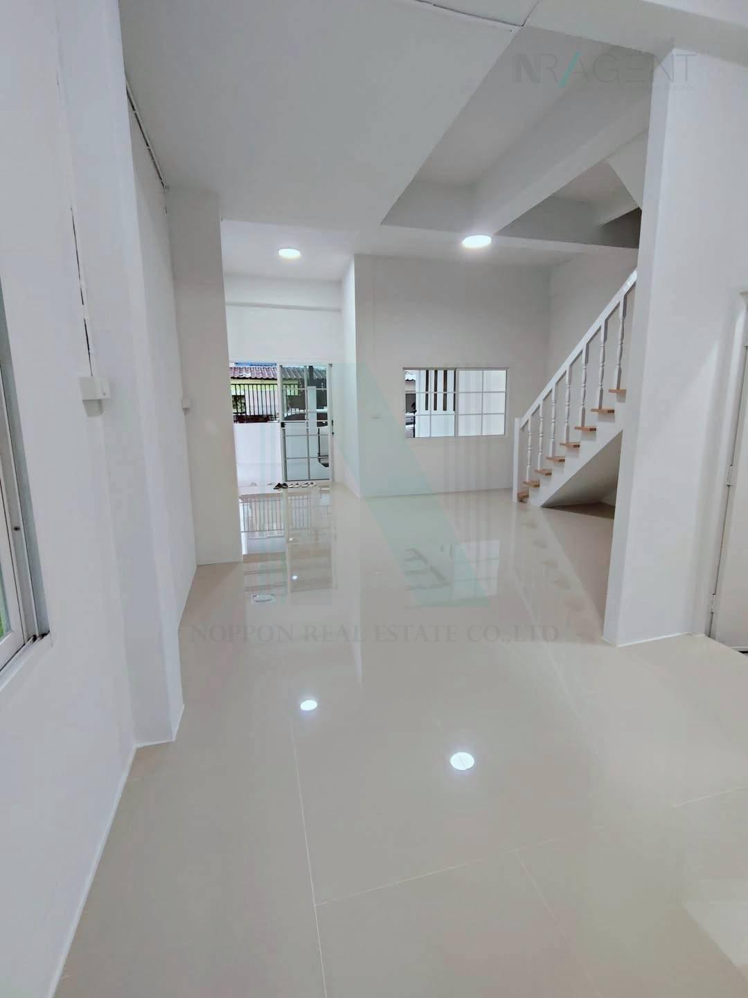 ขายทาวน์โฮม 2 ห้องนอน 100 ตร.ม. 33 ตร.ว. สุขทวี วิลเลจ
