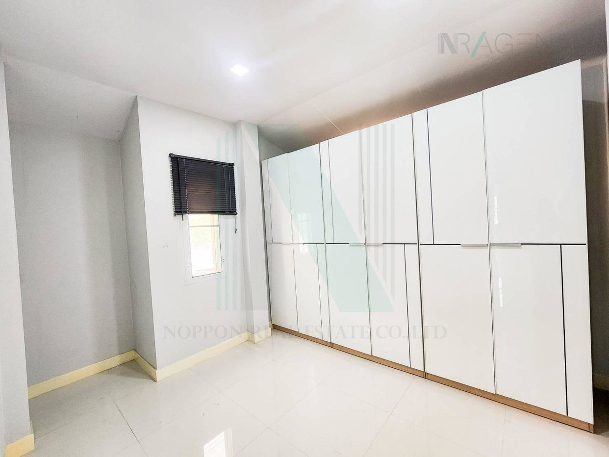 รูป 📌 ขายบ้านเดี่ยว โครงการ บ้านสิริกานต์ บางใหญ่ 2 ชั้น 4 ห้องนอน 2 ห้องน้ำ - รูปที่ 7/8