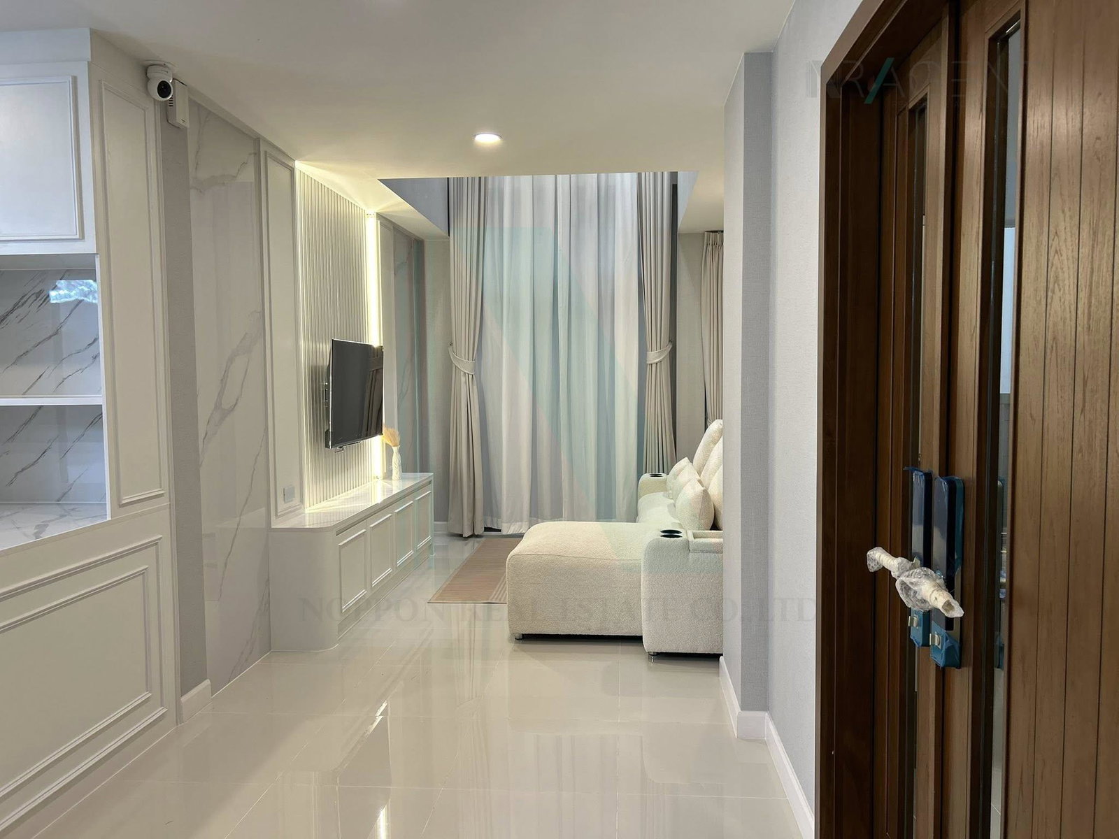 4-bed house for rent, 275 sqm, 65 sq wah, The City Ramintra 3