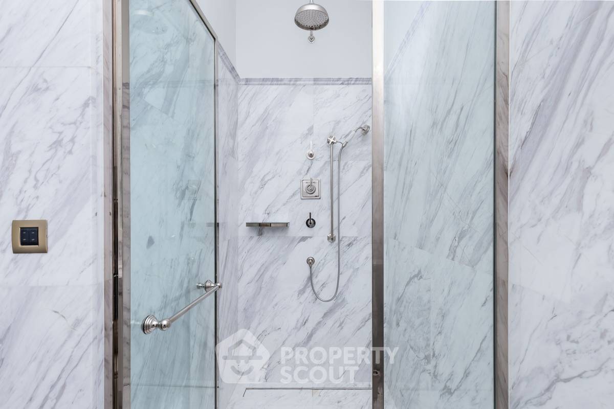 picture 15th-Floor 2-BR 121 Sqm At 98 Wireless Near BTS Phloen Chit (ID 3356469) - 8/19