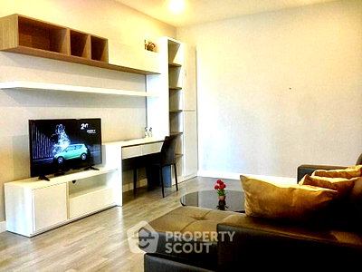 คอนโดให้เช่า : คอนโด 1 ห้องนอน ใกล้ BTS เซนต์หลุยส์ 300 เมตร The Room Sathorn (ID 3315568)