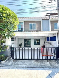 📌 ขายทาวน์เฮาส์ โครงการ เดอะ คัลเลอร์ส เลชเชอร์ บางนา กม.10 2 ชั้น 4 ห้องนอน 2 ห้องน้ำ