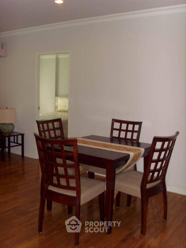 picture Great Value 2-BR Baan Siri Sukhumvit 10 Condominium Near BTS Nana (ID 514569) - 8/13