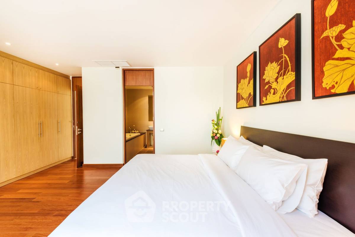 picture Spacious 3-BR 350 Sqm At Lotus Gardens, Layan Phuket (ID 1223849) - 23/31