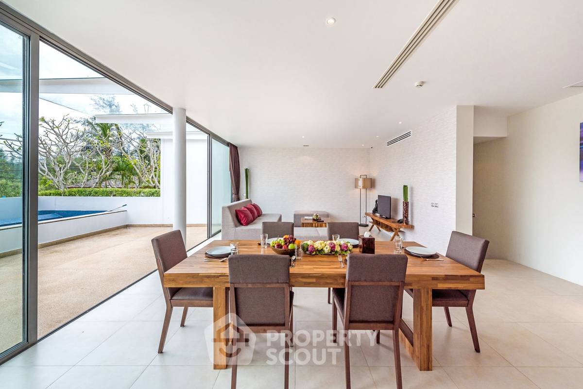 picture Spacious 3-BR 350 Sqm At Lotus Gardens, Layan Phuket (ID 1223849) - 17/31