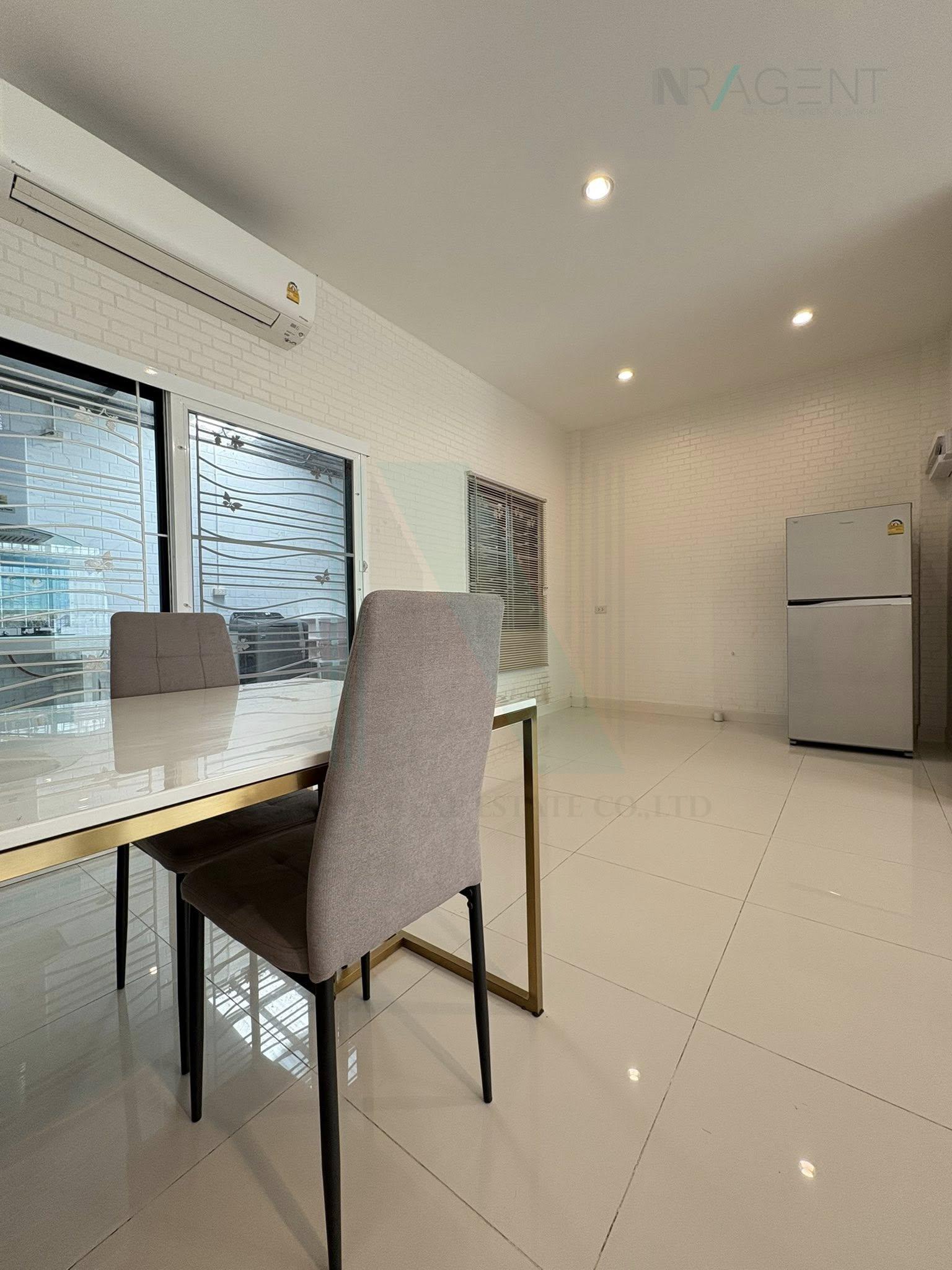 ให้เช่าทาวน์โฮม 3 ห้องนอน 200 ตร.ม. 22.8 ตร.ว. คอร์ดิซ แอท อุดมสุข