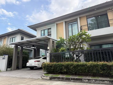 📌 ขายบ้านเดี่ยว โครงการ ไลฟ์ บางกอก บูเลอวาร์ด รามอินทรา 65 2 ชั้น 4 ห้องนอน 3 ห้องน้ำ