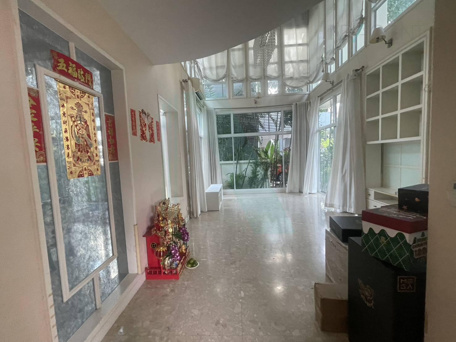 ขายบ้านเดี่ยว 5 ห้องนอน 380 ตร.ม. 84 ตร.ว. แกรนด์ บางกอก บูเลอวาร์ด รัชดา - รามอินทรา