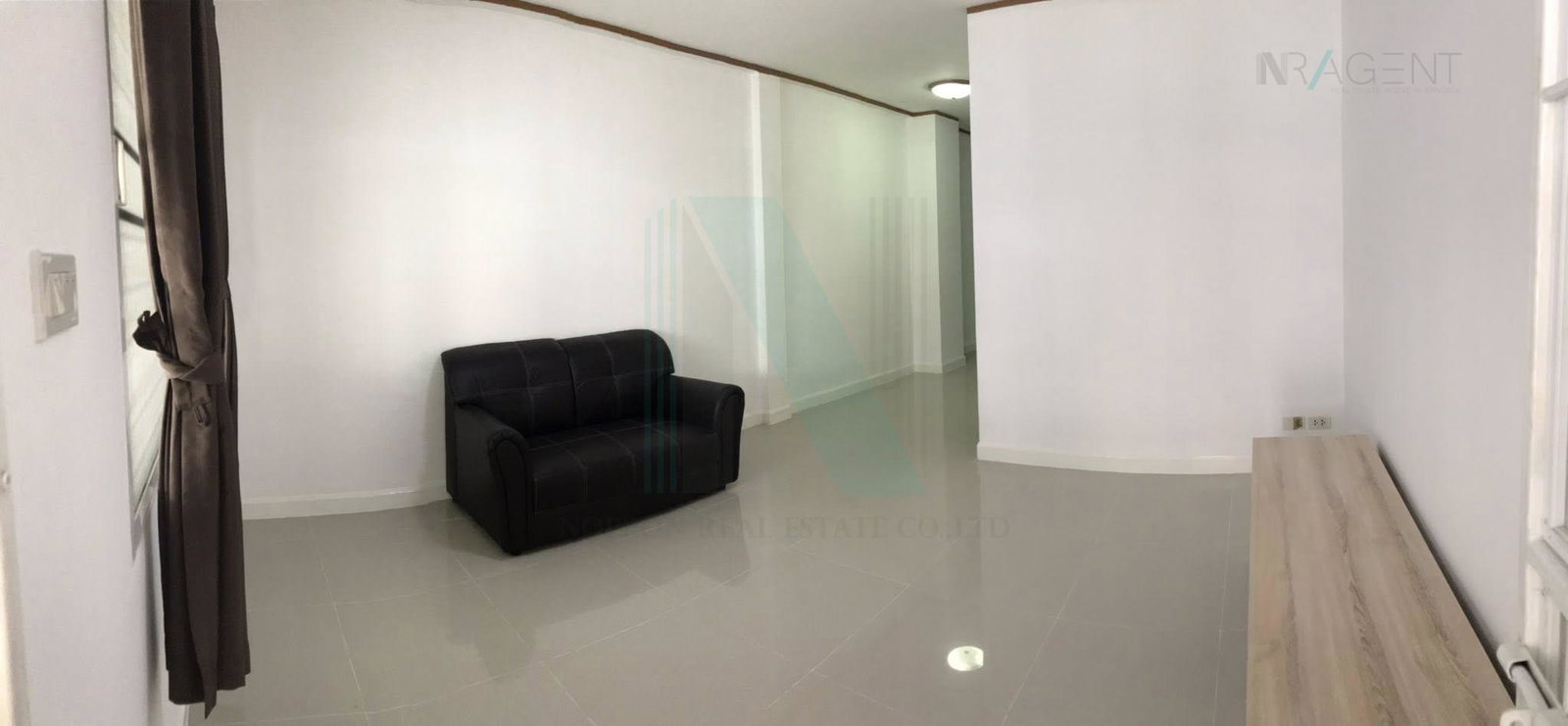 ขายทาวน์โฮม 2 ห้องนอน 100 ตร.ม. 17.5 ตร.ว. บ้านมารวย ร่มเกล้า