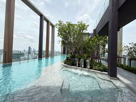 ปล่อยเช่าคอนโด นิว ดิสทริค อาร์ 9 วิวสวน แต่งครบ พร้อมอยู่