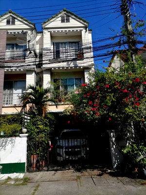 Townhouses for sale Big C Extra Rama 4 : 📌 For Sell Town house SITTAROM LAT PLA KHAO 3-story 4 bedroom 3 bathroom