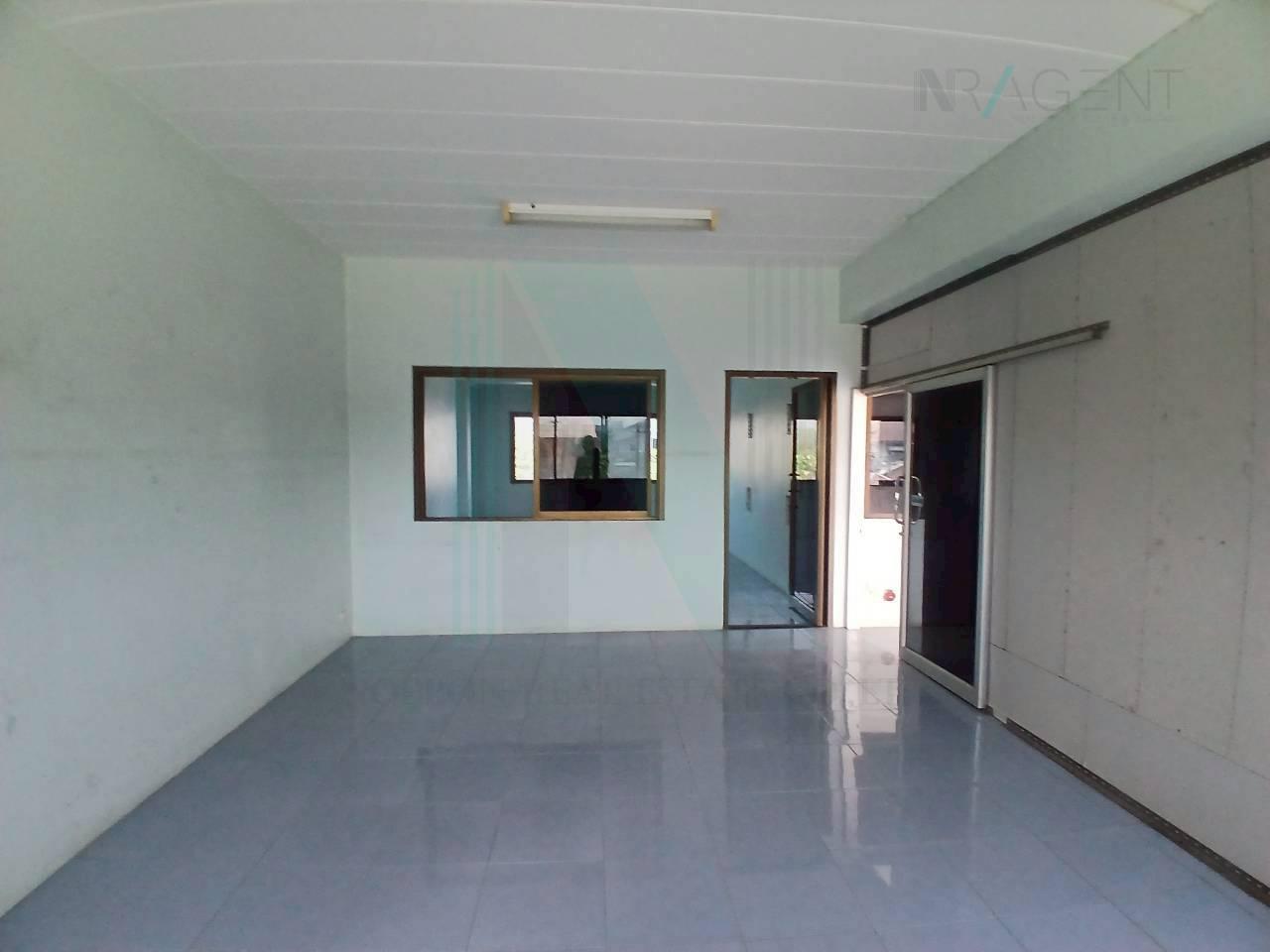 ขายบ้านเดี่ยว 5 ห้องนอน 1269 ตร.ม. 200 ตร.ว. หมู่บ้านสินพัฒนาธานี