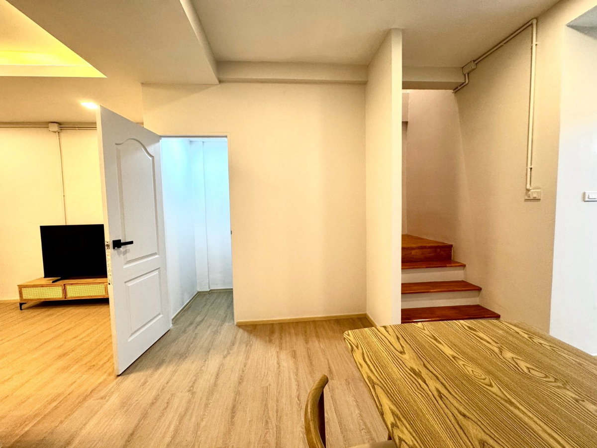 รูป 🏡✨ ให้เช่าทาวน์เฮ้าส์ 2 ชั้น จรัญฯ 37 | หมู่บ้านจรัญวิลล่า 3 เฟอร์ครบ พร้อมเข้าอยู่ - รูปที่ 10/15