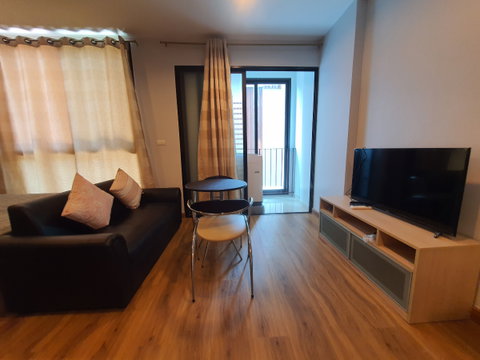 Ideo Ratchada Huaykwang for rent 27 sqm. studio type