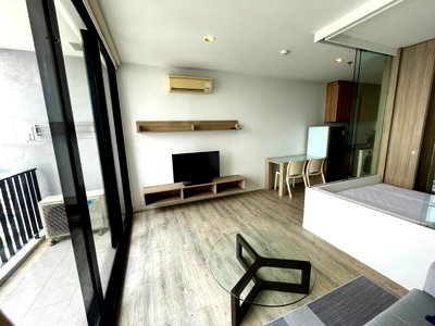 Condos for rent : 🎈#PO2310_076🎈💥Urgent! Available for viewing from the 28th. Ready for move-in on Nov 1st.💥 𝗙𝗼𝗿 𝗥𝗲𝗻𝘁 1️⃣4️⃣k 🔥 The Issara Ladprao Condo.