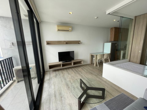 🎈#PO2310_076🎈💥Urgent! Available for viewing from the 28th. Ready for move-in on Nov 1st.💥 𝗙𝗼𝗿 𝗥𝗲𝗻𝘁 1️⃣4️⃣k 🔥 The Issara Ladprao Condo.