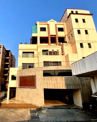 Office for rent Bangkok University : #OHR29 Office space for rent, size 285 sq.m. 📍 450 m. to BTS Bang Chak