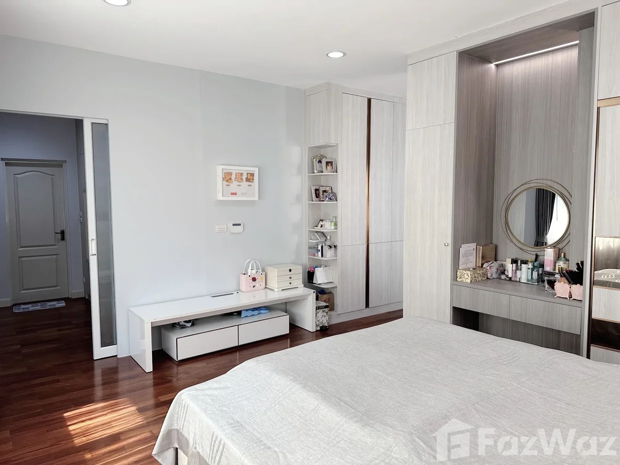 รูป ขายบ้านหรู แกรนด์ บางกอก บูเลอวาร์ด รัชดา-รามอินทรา2 6795194 - รูปที่ 6/18