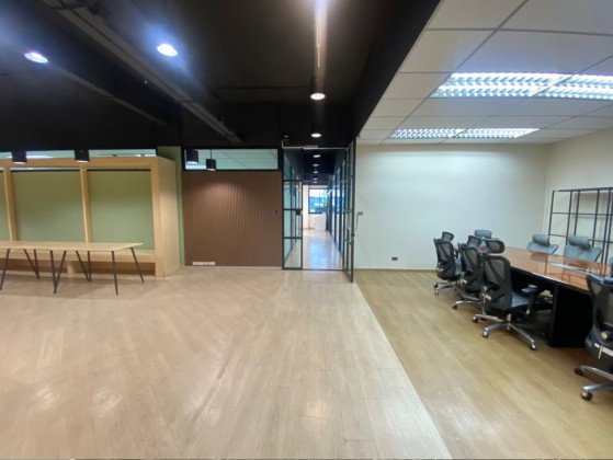 รูป ให้เช่าอาคารสำนักงาน 2 ชั้น ทำเลวิภาวดีรังสิต (ติดถนนใหญ่) / แอร์ทั้งอาคาร / จอดรถหลายคัน / เหมาะหลากหลายธุรกิจ - รูปที่ 7/18