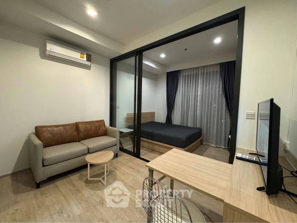 picture Pet-Friendly 1-BR At M Jatujak Near BTS Saphan Khwai (ID 3358538) - 2/10