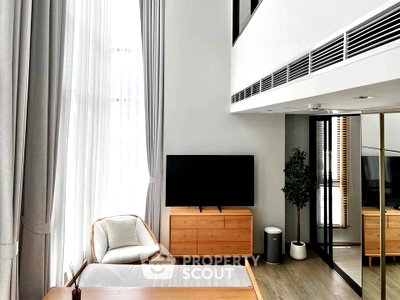 Condos for rent : 60m To MRT Phahon Yothin | 1-BR At The Crest Park Residences (ID 3357992)
