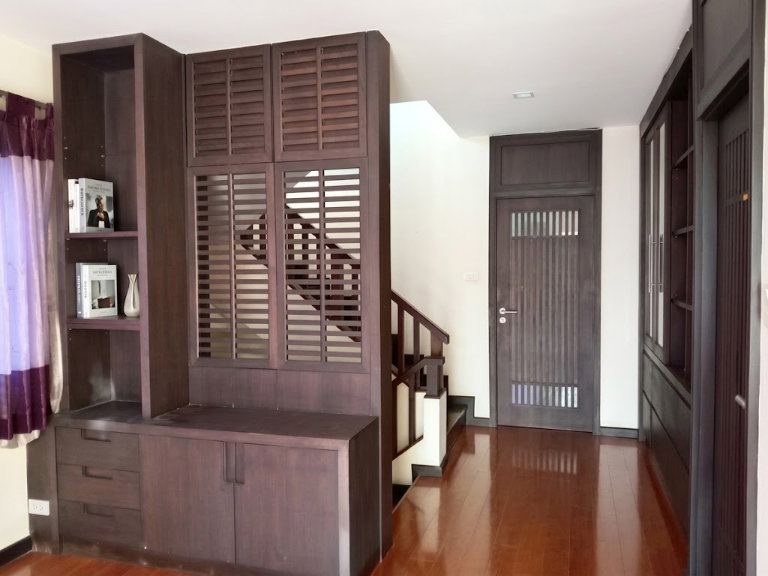 รูป ขายถูก บ้านเดี่ยว 3 ชั้น บ้านวรินทร รัชดา 18 - รูปที่ 7/8