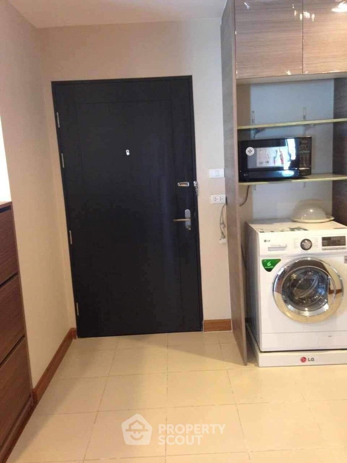 picture 2-BR Condo at Belle Grand Rama 9 near MRT Phra Ram 9 (ID 2743912) - 10/10