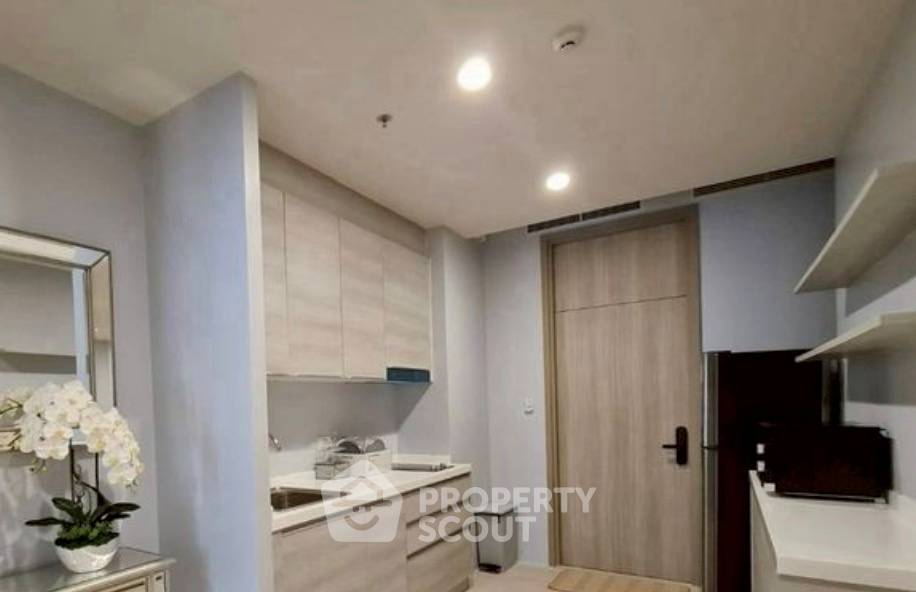 picture 2-BR Condo at Noble Ploenchit near BTS Phloen Chit (ID 3252228) - 2/7