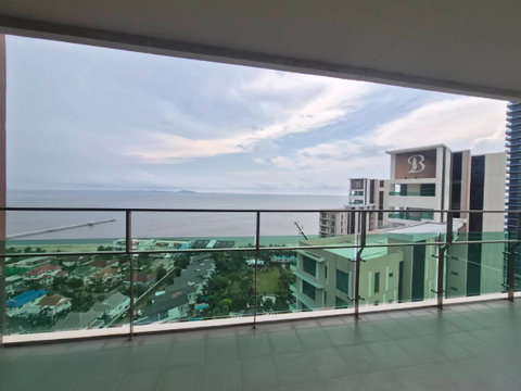 Condo for Sale at Casalunar Paradiso